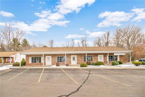 141 Hazard Ave, Enfield, CT 06082